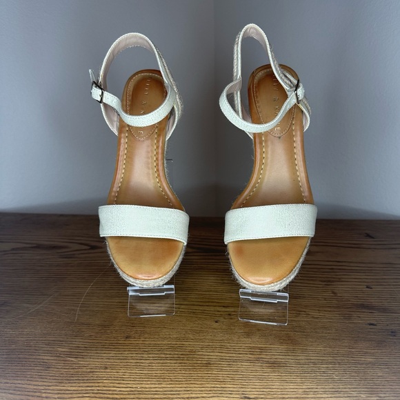 Kelly & Katie glimmer espadrille wedges - Picture 7 of 8